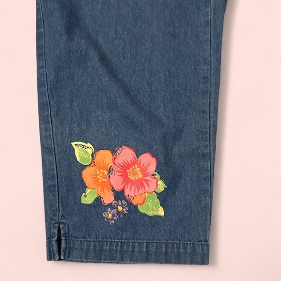 Erika Collection Capris Size Small 100% Beachy Hawaii Floral Denim - Picture 3 of 8